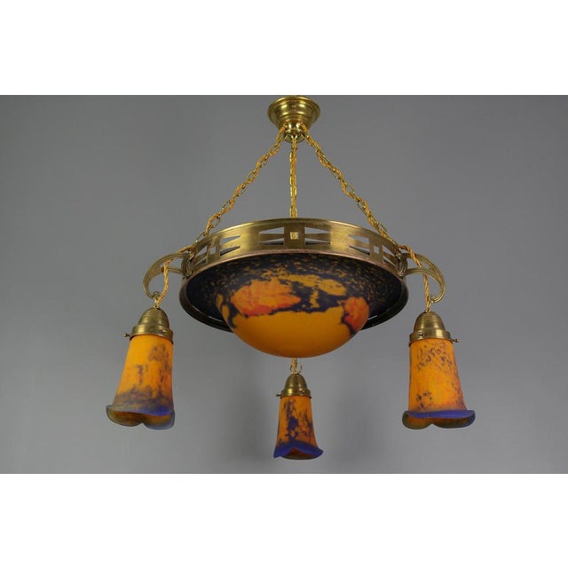 Art Nouveau French Brass Chandelier with Pâte De Verre Glass by Noverdy, 1920s For Sale - Image 17 of 18