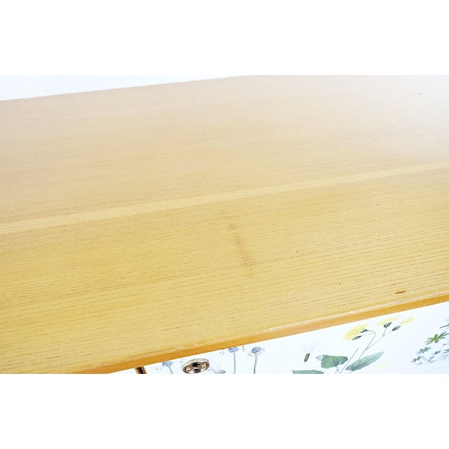 Pink Swedish Modern Sideboard with Illustrations Nordens Flora by C.A.M Lindman, 1930s For Sale - Image 8 of 11