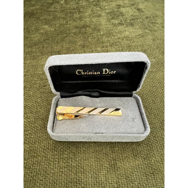 Vintage Christian Dior Gold Plate Tie Clip Circa 1970 In Original Velvet Case For Sale - Image 17 of 18