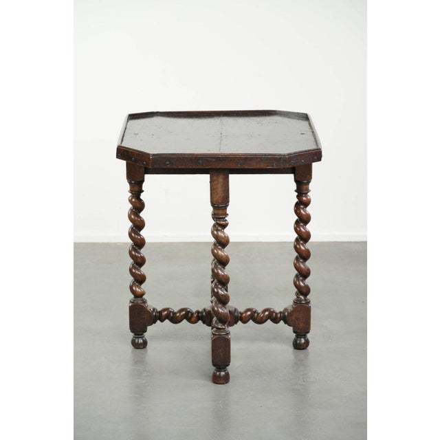 Antique English Walnut Side Table with Turned Legs and Octagonal Top, 1680 For Sale - Image 5 of 14