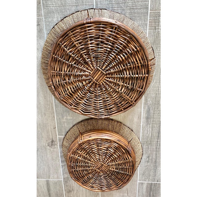 Circa 1980 Set of Two Nested Rattan Rope & Banana Leaf Tray Baskets For Sale - Image 4 of 12