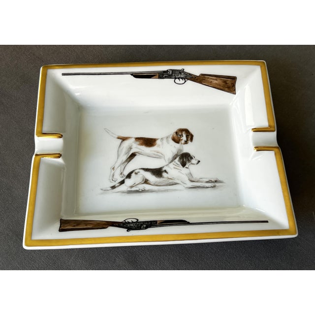 Hermès Porcelain Ashtray with Dogs from Hermès, Paris, France, 1980 For Sale - Image 4 of 10