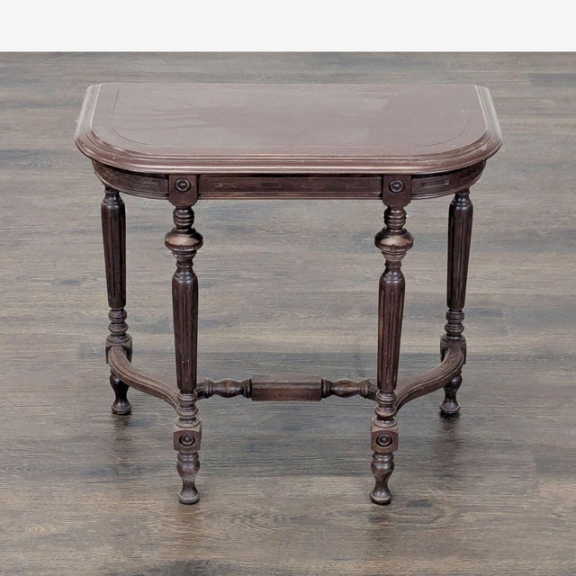 Brand: Hannah's Furniture Company. Dimensions (in): 26W x 14D x 24H.