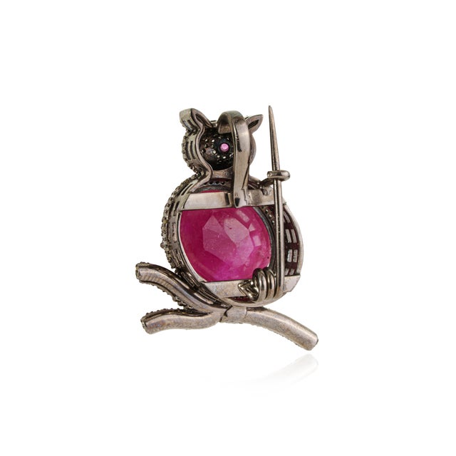 Metal 10 Ct Ruby & Diamond Wise Owl Oxidized Silver Unisex Brooch Pendant - Christmas Jewelry For Sale - Image 7 of 14