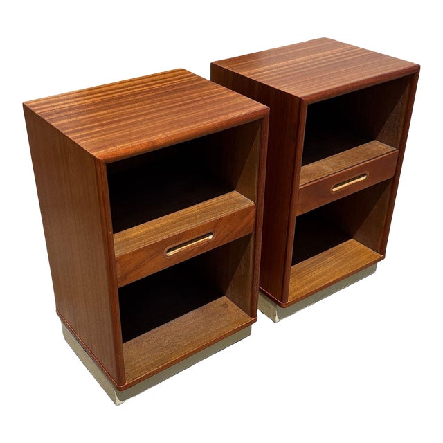 Pair of 1950s Teak and Mahogany Mid Century Nightstands by Edward Wormley for Dunbar For Sale