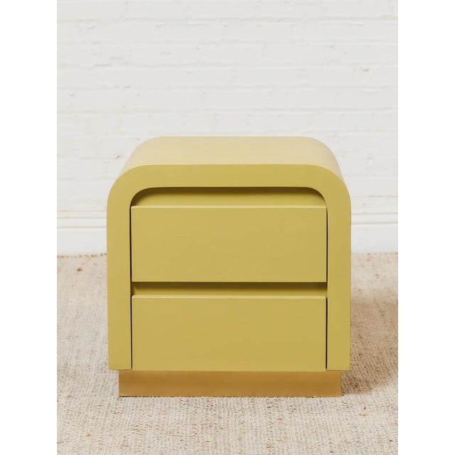 Mid 20th Century Yellow Sunshine Pair of Nightstands For Sale - Image 4 of 12