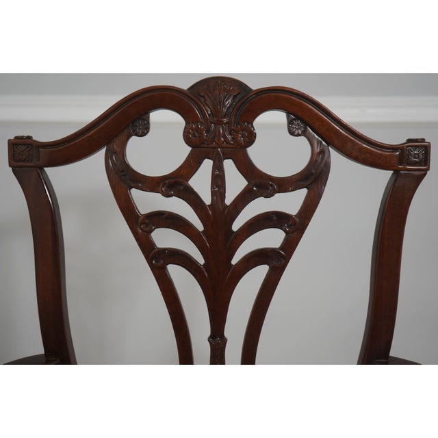 1980s Set of 8 Henredon Mahogany Shield Back Dining Chairs For Sale - Image 5 of 18