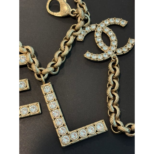 Wood Framed Vintage Lagerfeld Chanel Crystal Logo Chain Belt Fashion For Sale - Image 7 of 17