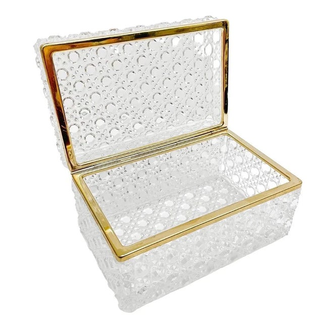 Transparent Mid 20th Century French Diamond Cut Crystal Hinged Box For Sale - Image 8 of 8