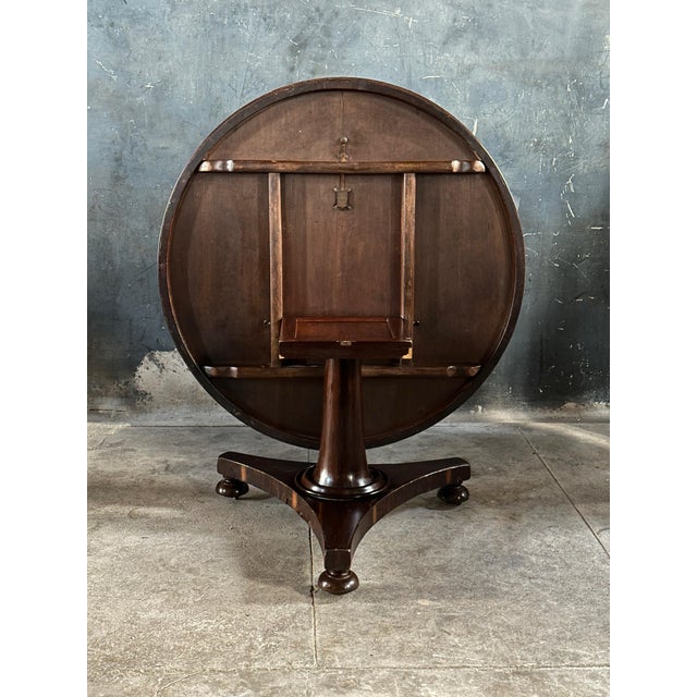 Chestnut 19th Century English Regency Rosewood Tilt Top Center Table For Sale - Image 8 of 10