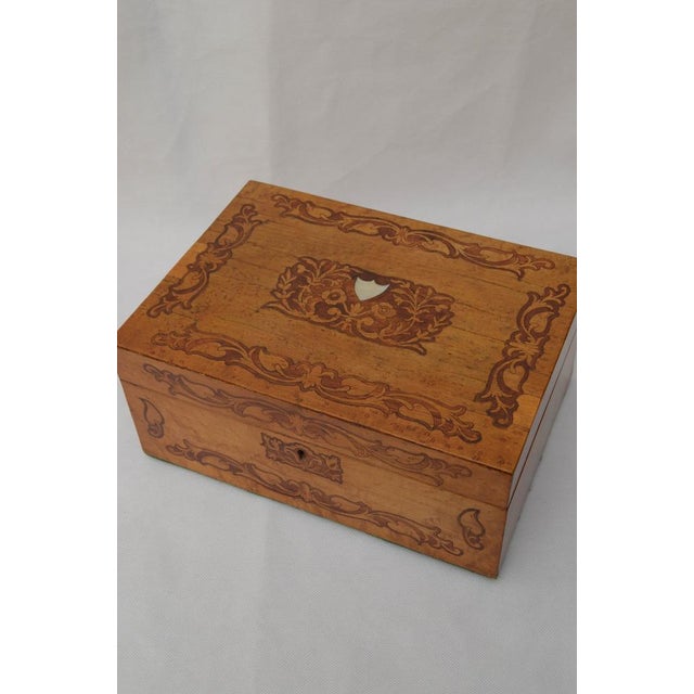 Victorian Birdseye Maple Jewelry Box For Sale - Image 6 of 15