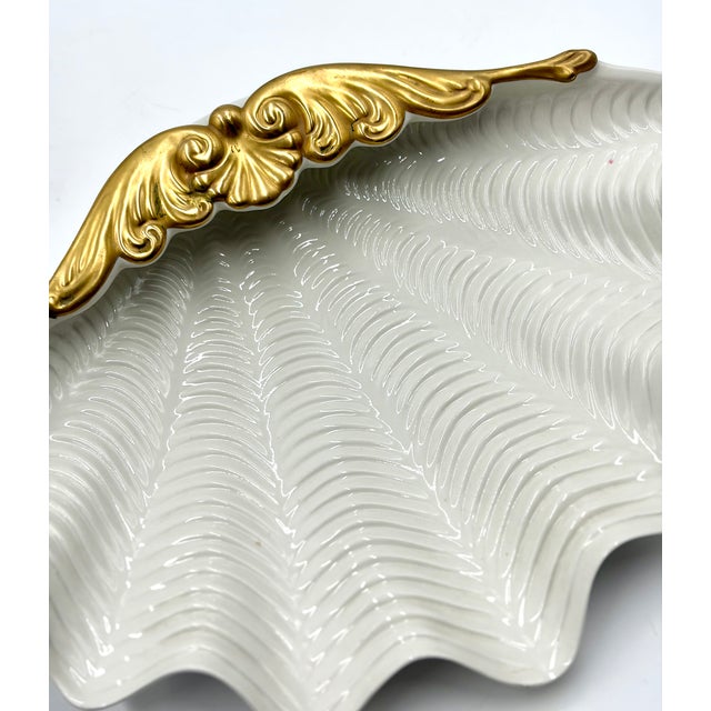 Vintage Italian Nesting Porcelain Shell Dishes - Set of Three For Sale In Houston - Image 6 of 12
