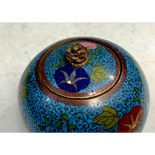 Late 19th Century Antique Japanese Cloisonné Footed Ginger Jar With Floral & Butterfly Motif For Sale - Image 5 of 7