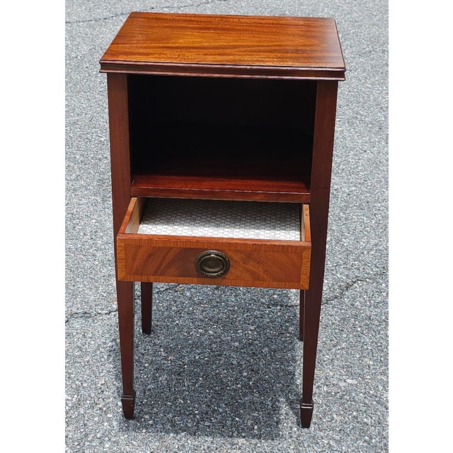 Traditional Georgian Style Mahogany Two-Tier Single Drawer BedSide Table For Sale - Image 3 of 12