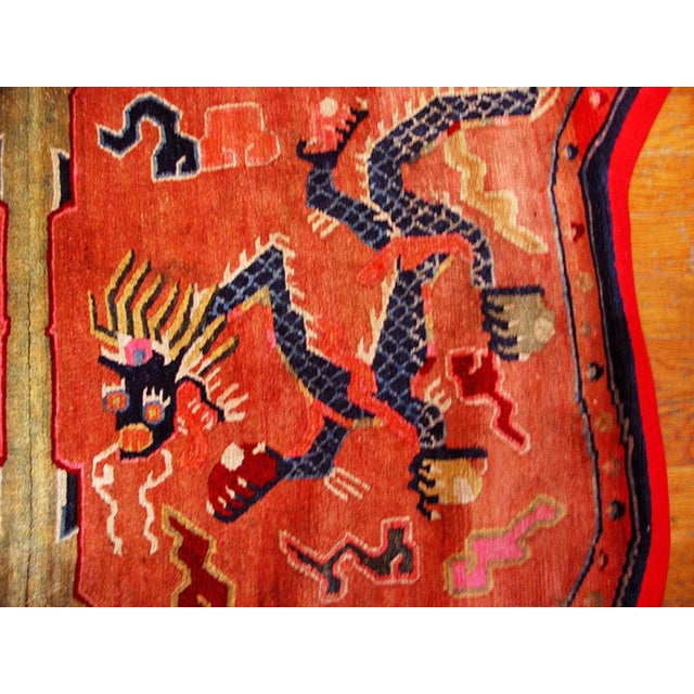 1930s 1930s Red Persimmon Dragon Antique Chinese Tibetan Saddle Cover Rug 2'6" X 4'2" Wool Carpet For Sale - Image 5 of 6