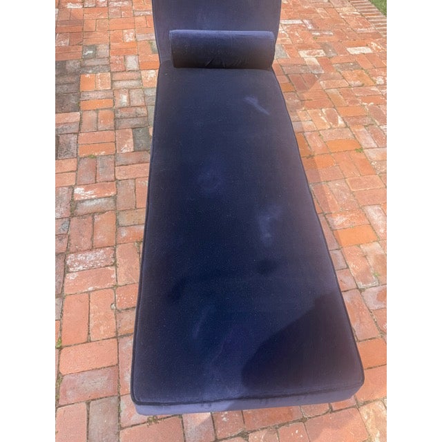 Textile Modern Chaise in Blue Velvet Attributed to Dialogica For Sale - Image 7 of 9