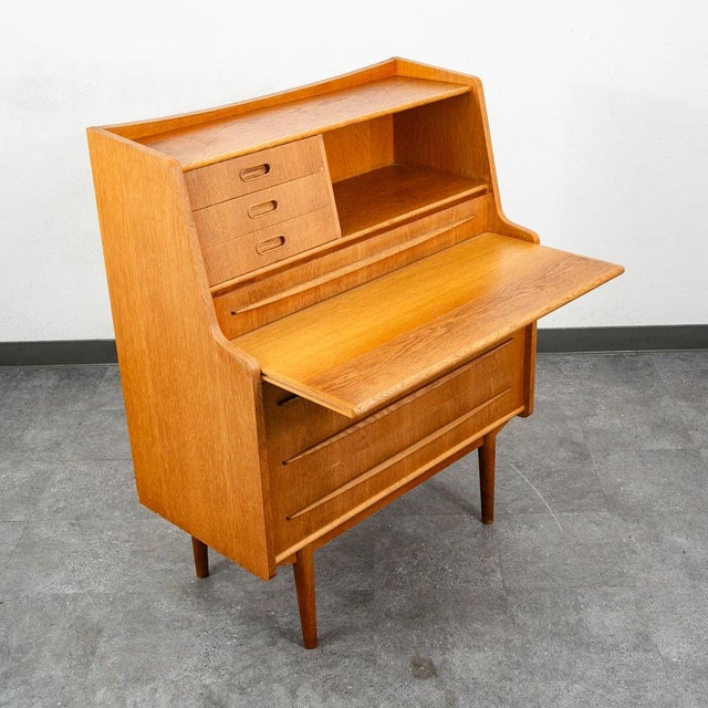 Mid Century Danish Modern Secretary Desk Oak Leaf Bureau Denmark Drawers Vanity For Sale In Sacramento - Image 6 of 12