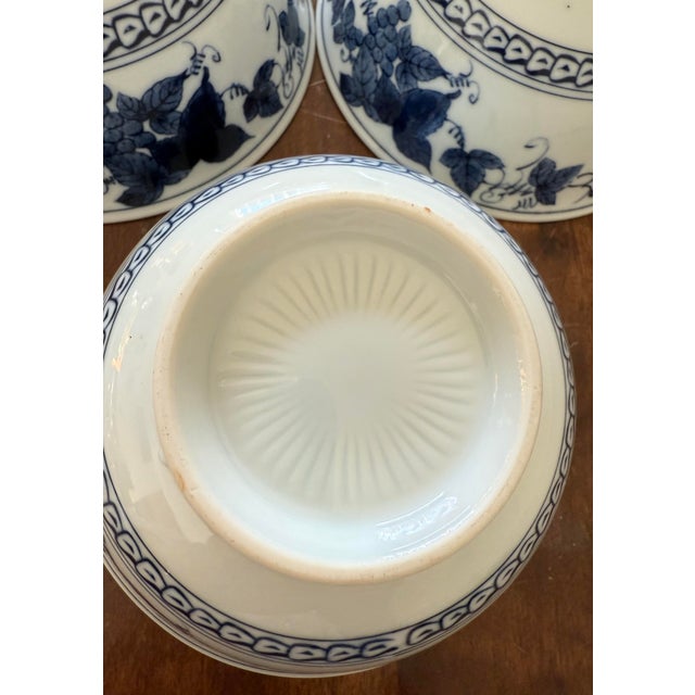 Mid 20th Century Oriental Japanese Grape Leaf Rice Bowls - Set of 3 For Sale - Image 12 of 12