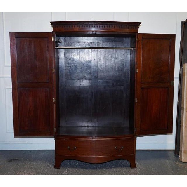 Antique English George III Linen Press For Sale - Image 13 of 18