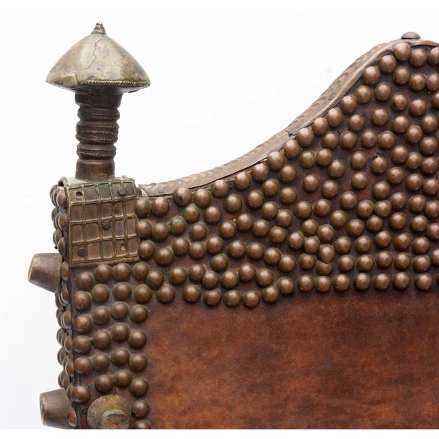 African Ashanti King's Asipim Chair Ghana 19th Century For Sale - Image 4 of 6