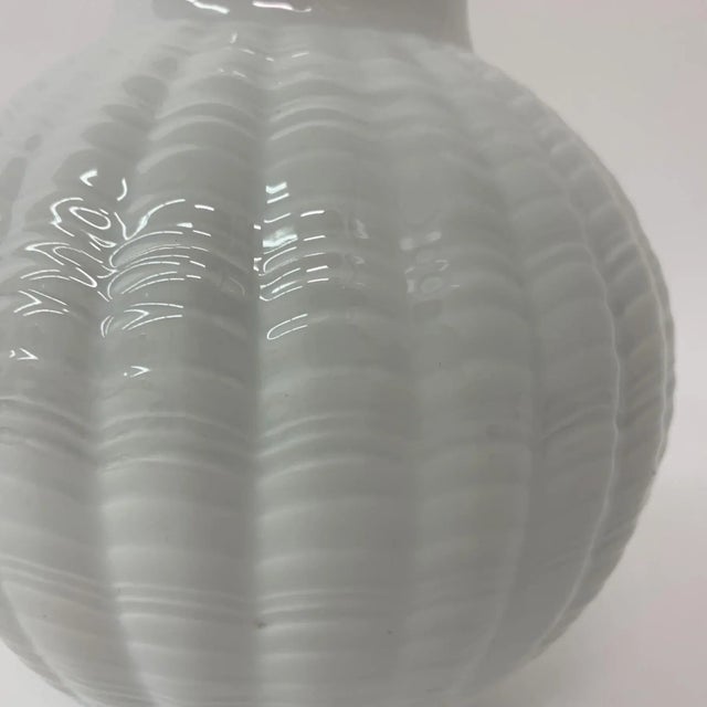 1970s Mid-Century Porcelain Vase from Kaiser Germany , 1970s For Sale - Image 5 of 7