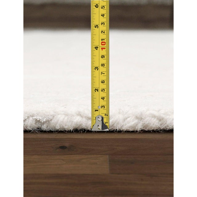 Pasargad Home Edgy Ivory Area Rug, 5' 0'' X 8' 0'' For Sale - Image 4 of 5