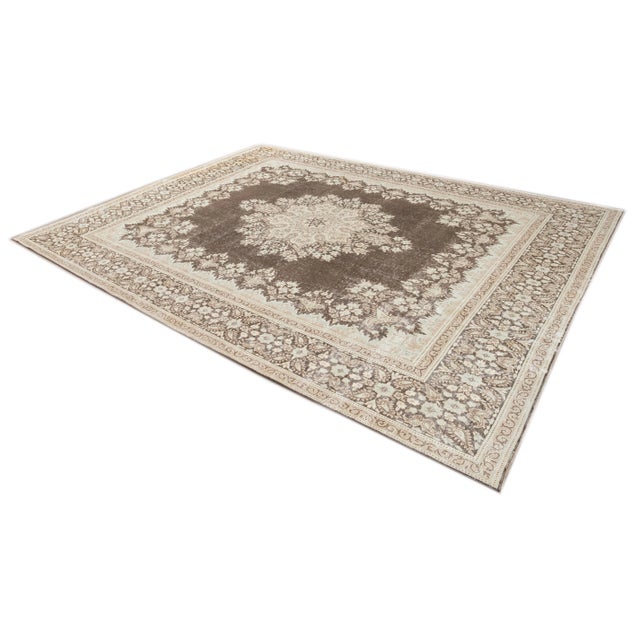 Early 20th Century Vintage Medallion Wool Rug For Sale - Image 10 of 12