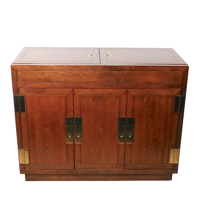 Campaign Style Dry Bar by Heneredon C. 1970/90's For Sale In New York - Image 6 of 14