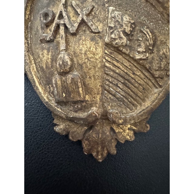 Religious Antique Carved Wood Papal Coat of Arms of Pope Pius VII — Gilded, C. 1800 For Sale - Image 3 of 6