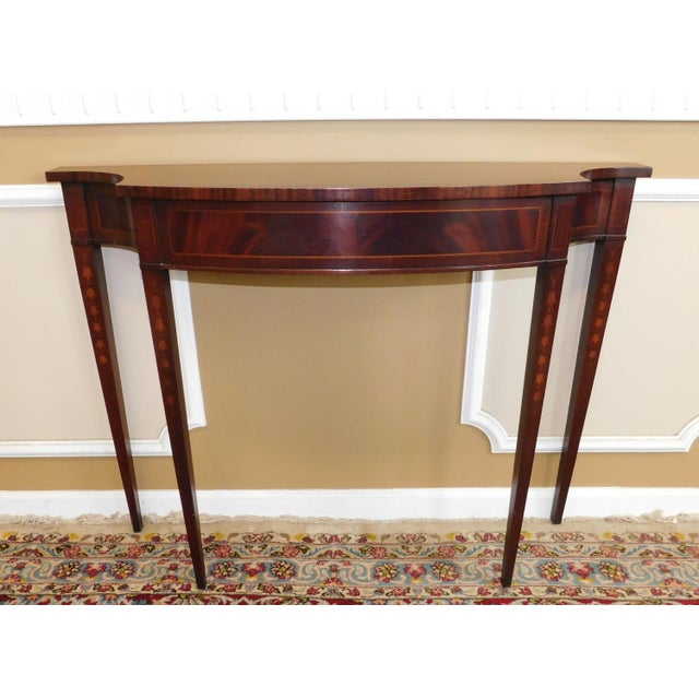 Petite Inlaid Mahogany Wellington Hall Co Sheraton Style Hallway Entrance Way Console Table 1990