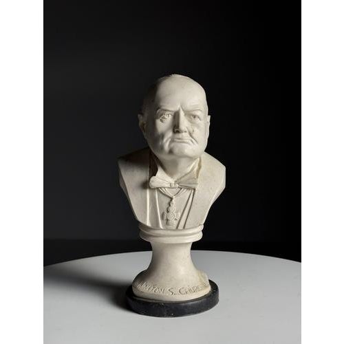 Winston Churchill Statuette in Cast Marble For Sale - Image 4 of 15