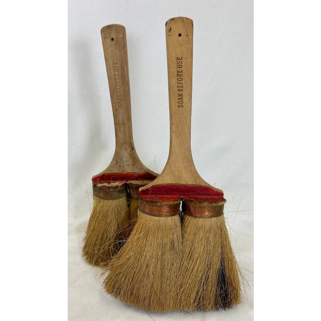 Vintage Pair of Victory Brand Boar’s Hair Artists/ Paint Brushes From
