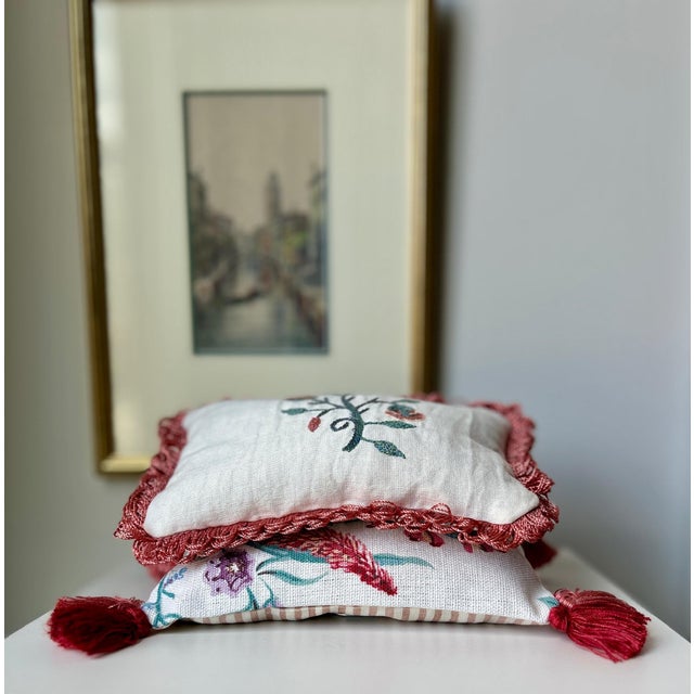 Red Nina Campbell, Kravet, Chelsea Textiles Lavender-Filled Decorative Pillows - Collection of 2 Large For Sale - Image 8 of 10
