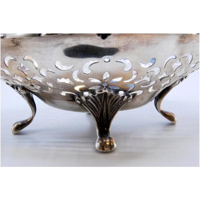 Silver Candy Box with Floral Motifs and Feet For Sale - Image 9 of 10