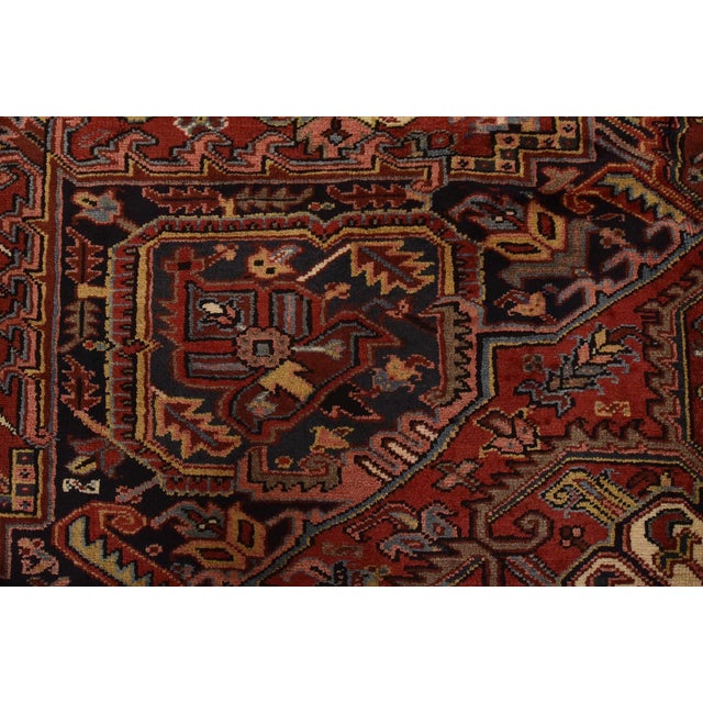 Heriz Rug 9’11” X 12’9” Red Wool Vintage Traditional Hand-Knotted Carpet For Sale - Image 10 of 15