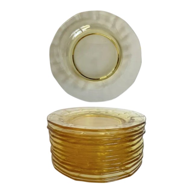 Early 20th Century Set of 6 Yellow Depression Era Dessert Salad Plates For Sale