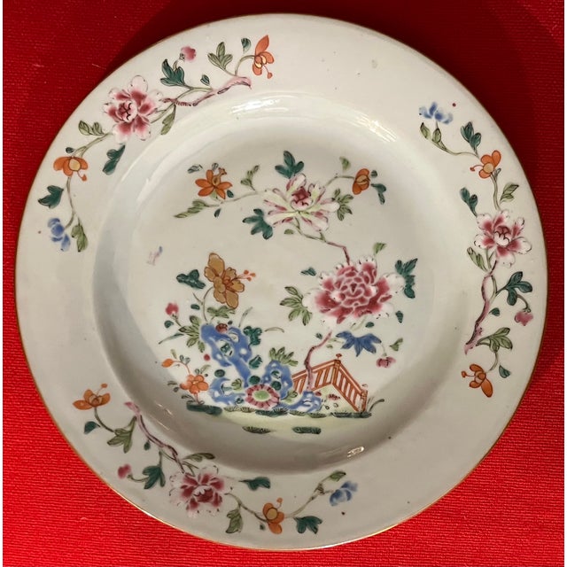 Antique 18th Century Chinese Export Porcelain Qianlong Famille Rose Plate For Sale In New York - Image 6 of 9