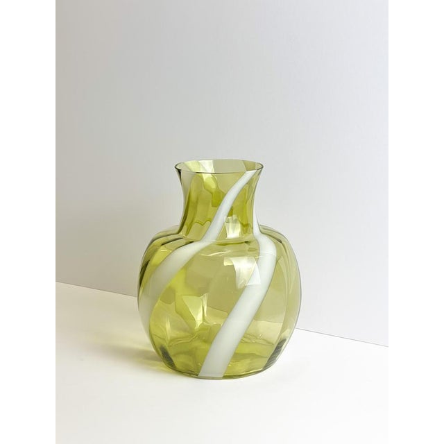 Mid-Century Modern Italian Art Glass Vase from Cristalleria Toscana, 1960s For Sale - Image 3 of 11