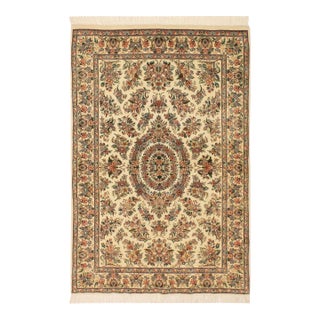 Shabby Chic Medallion 1990's Pak-Persian Beige/Pink Wool Rug - 4'1'' X 6'2'' For Sale