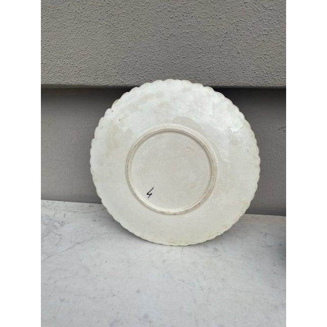 Late 19th Century French Majolica Pink Daisy Plate Orchies, Circa 1890 For Sale - Image 5 of 9