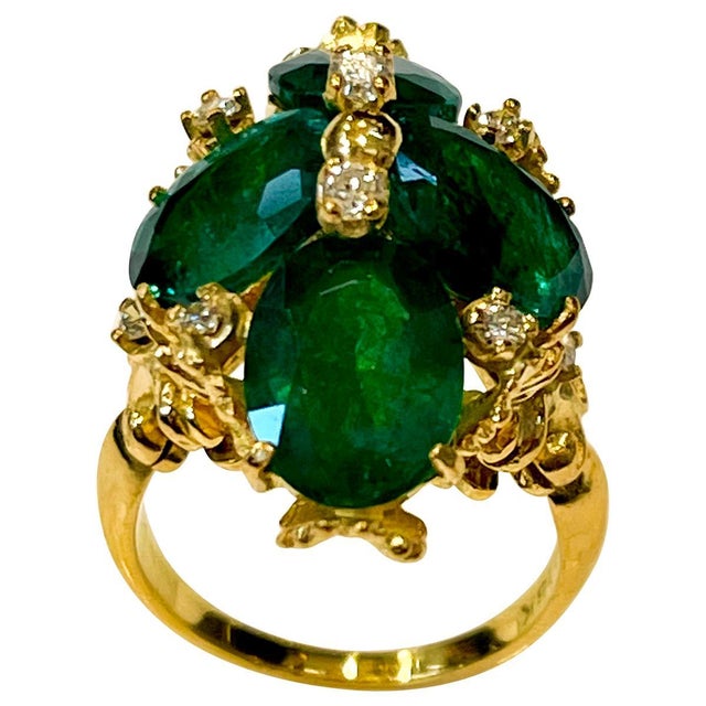 7.5 Carat Natural 4 Oval Cut Emerald & Diamond Flower Ring 18 Karat Yellow Gold, Size 3.75 For Sale - Image 17 of 18