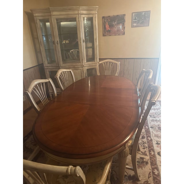 Drexel Heritage Dexter Heritage Dining Room Set For Sale - Image 4 of 7