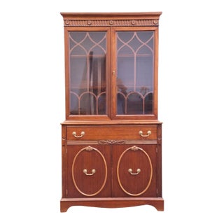 Vintage Antique Solid Mahogany Traditional Duncan Phyfe Inspired 39" China Cabinet 1236 For Sale
