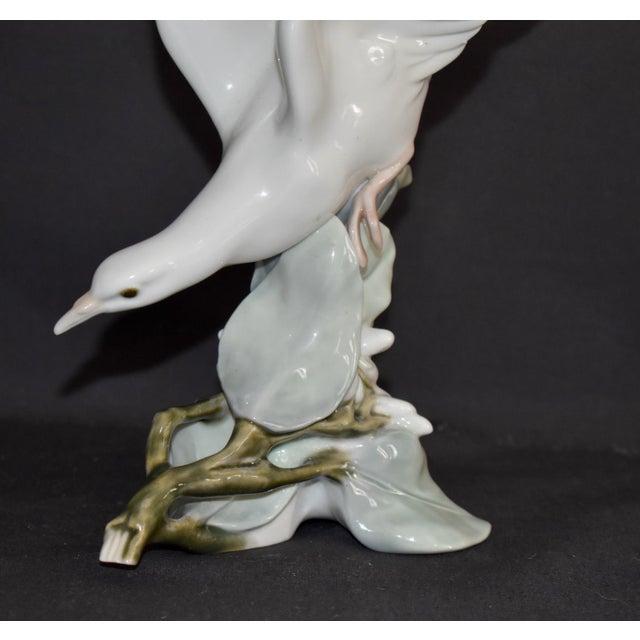 Lladro Turtle Dove Figurine 4550 Glossy Porcelain White Bird Spain Vintage For Sale - Image 11 of 14