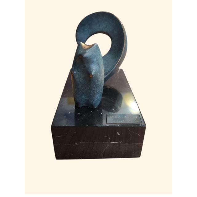 José Luís Pequeno was born in Bilbao. He studied advertising graphics, industrial design, painting and sculpture. He...