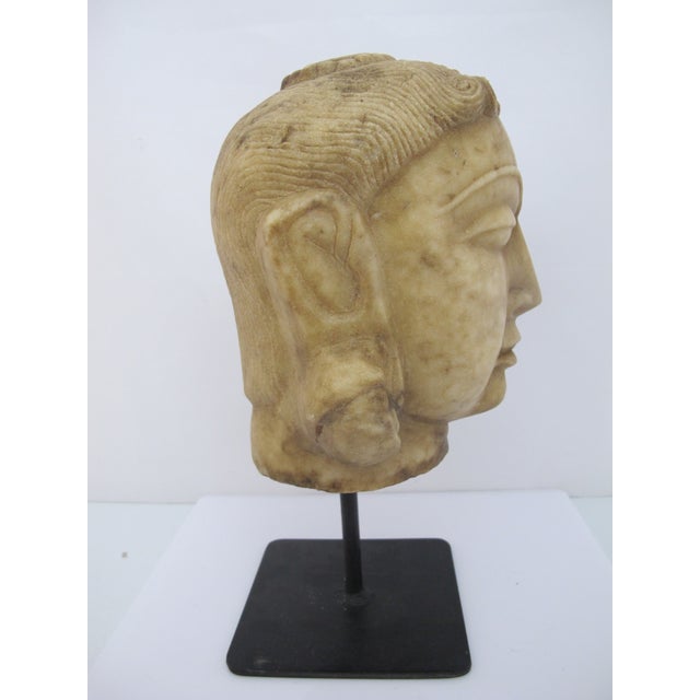 Jain Marble Tirthankara Spiritual India Head Karma Carved Stone Sculpture For Sale - Image 4 of 12