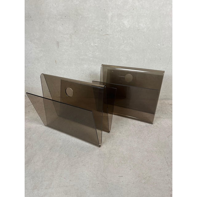 Plastic Vintage Magazine Holder in Acrylic Glass, 1970s For Sale - Image 7 of 8