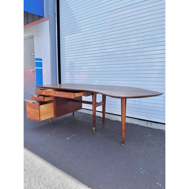 Boomerang Executive Desk With Conference Corner | Mid Century Modern by William H Sullivan for Standard Furniture c.1950s For Sale - Image 12 of 18