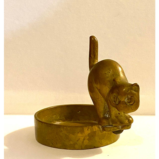 Excellent antique, small catch all bowl or ashtray for the working desk or night table. Perfect for holding paper clips,...