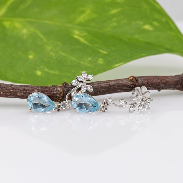 Modern 1.9ct Aquamarine Drop Earrings With Lab Grown Diamond Accents: Solid 14k Gold, A Pair For Sale - Image 3 of 5